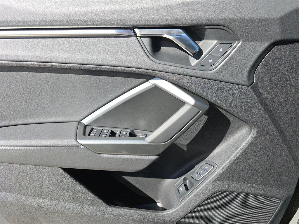 new 2025 Audi Q3 car, priced at $45,975