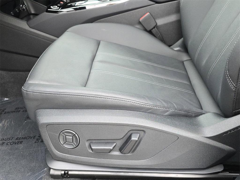 new 2025 Audi Q6 e-tron car, priced at $53,999