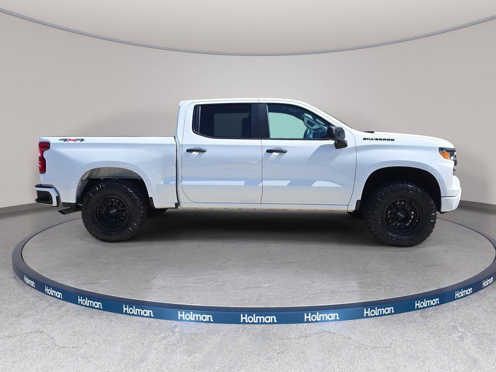 used 2022 Chevrolet Silverado 1500 car, priced at $31,324