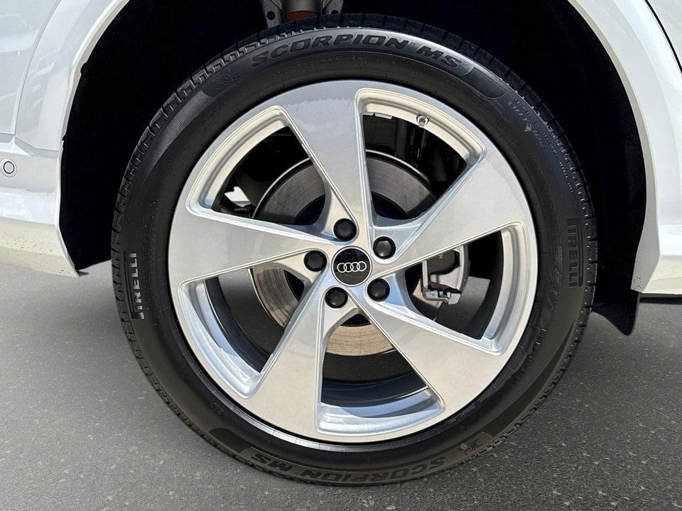 used 2025 Audi Q5 car, priced at $50,800