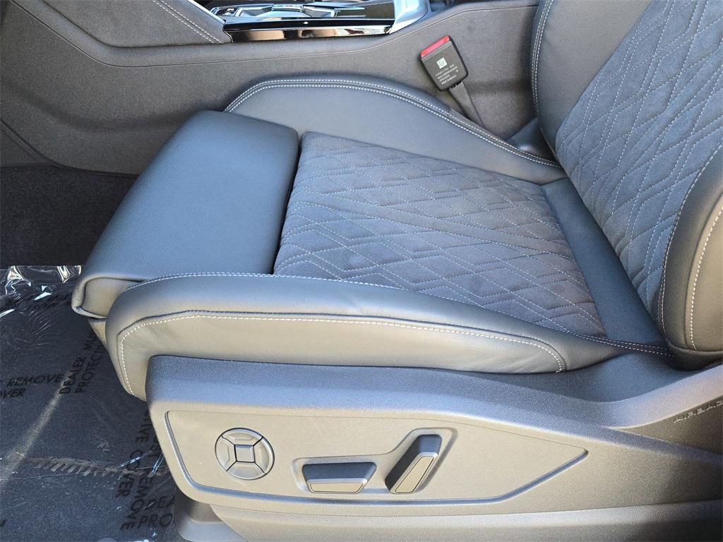 new 2025 Audi SQ5 car, priced at $71,290
