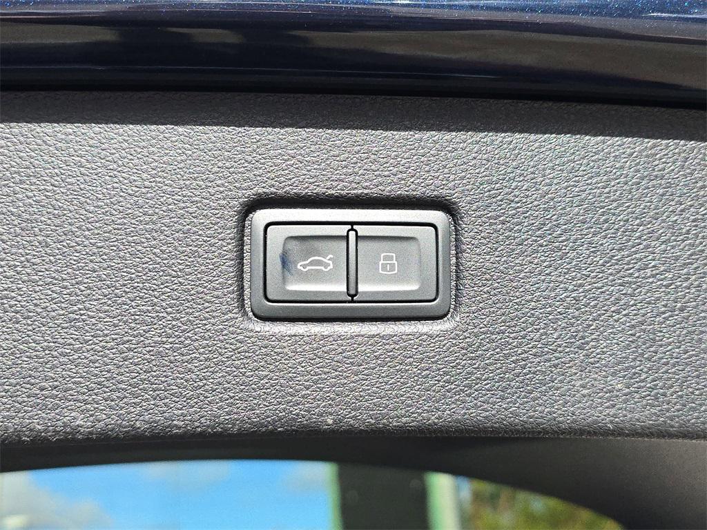 used 2023 Audi Q7 car, priced at $36,995