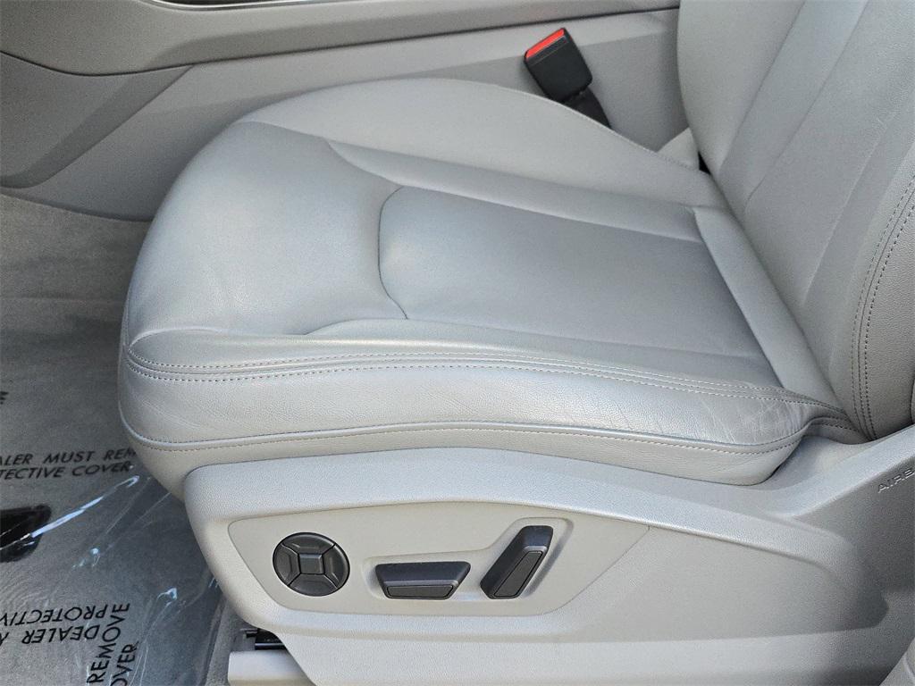 used 2023 Audi Q7 car, priced at $36,995