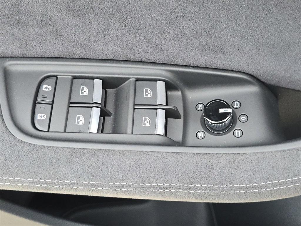 new 2026 Audi RS Q8 car, priced at $158,525