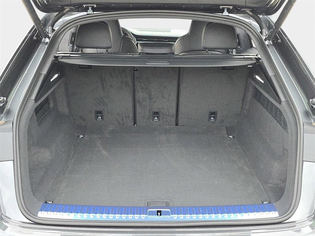 new 2026 Audi RS Q8 car, priced at $158,525