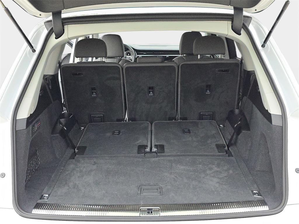 used 2026 Audi Q7 car, priced at $72,570