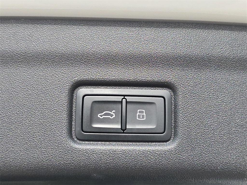 used 2025 Audi Q6 e-tron car, priced at $47,295