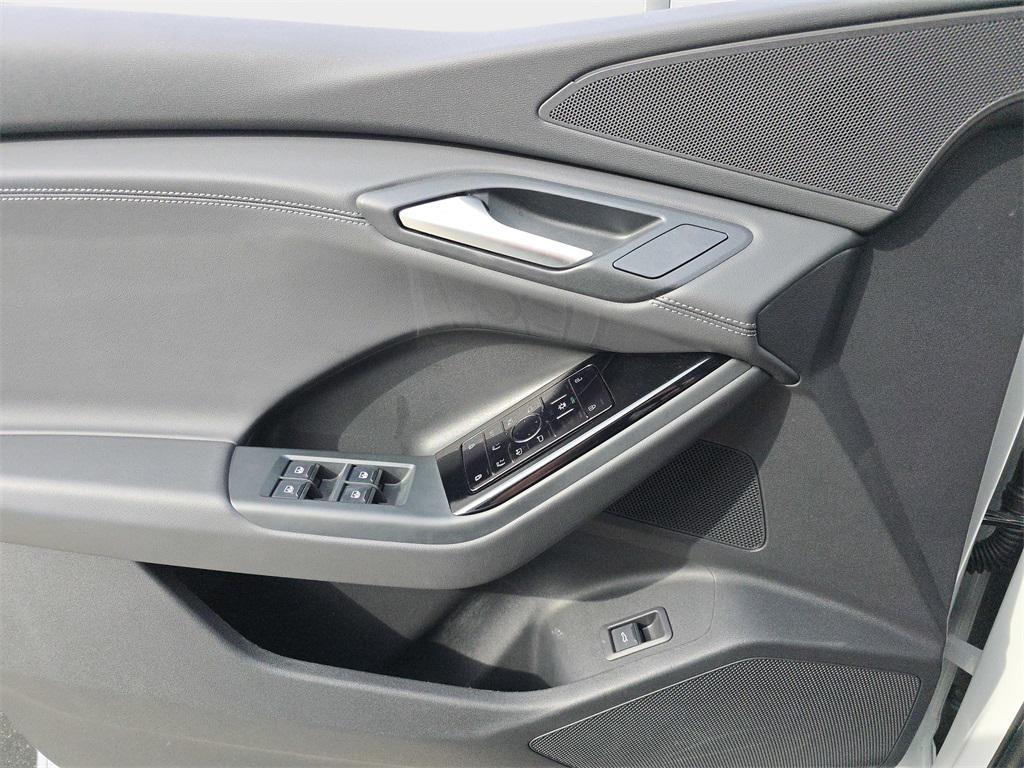 used 2025 Audi Q6 e-tron car, priced at $47,295