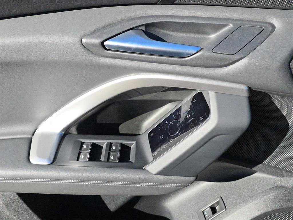 used 2025 Audi Q5 car, priced at $47,995