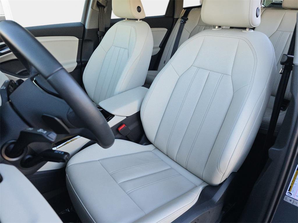 used 2025 Audi Q6 e-tron car, priced at $47,295