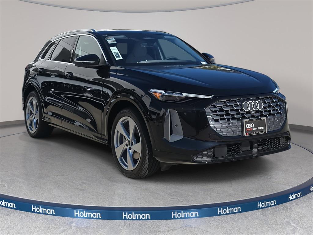 new 2025 Audi Q5 car, priced at $64,190