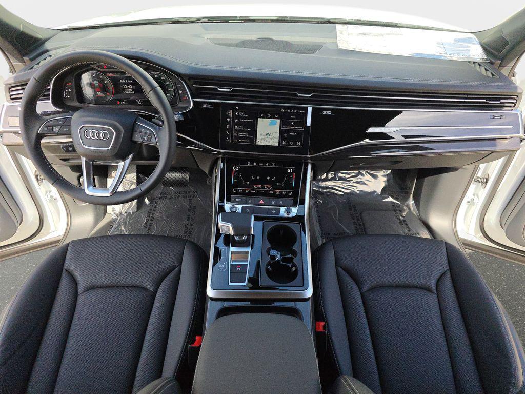 new 2026 Audi Q7 car, priced at $72,420