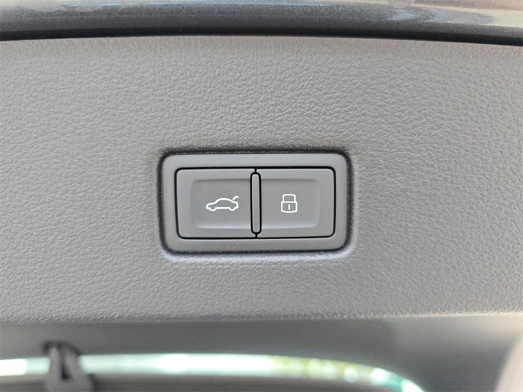 new 2025 Audi RS 7 car, priced at $151,990