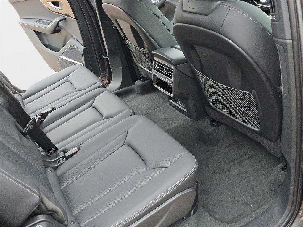 new 2026 Audi Q7 car, priced at $78,595