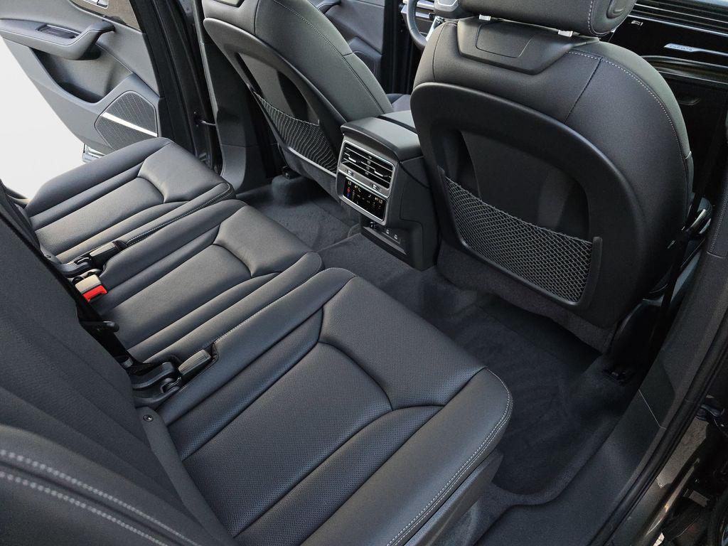 new 2026 Audi Q7 car, priced at $78,595