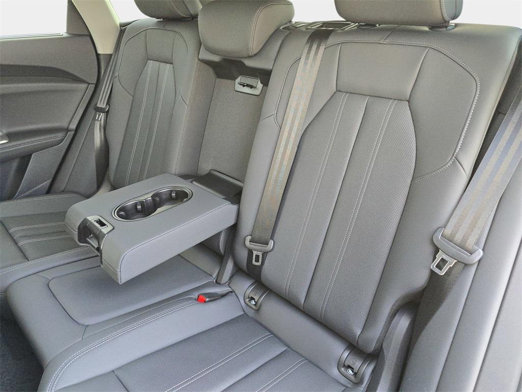 new 2025 Audi Q5 car, priced at $59,825