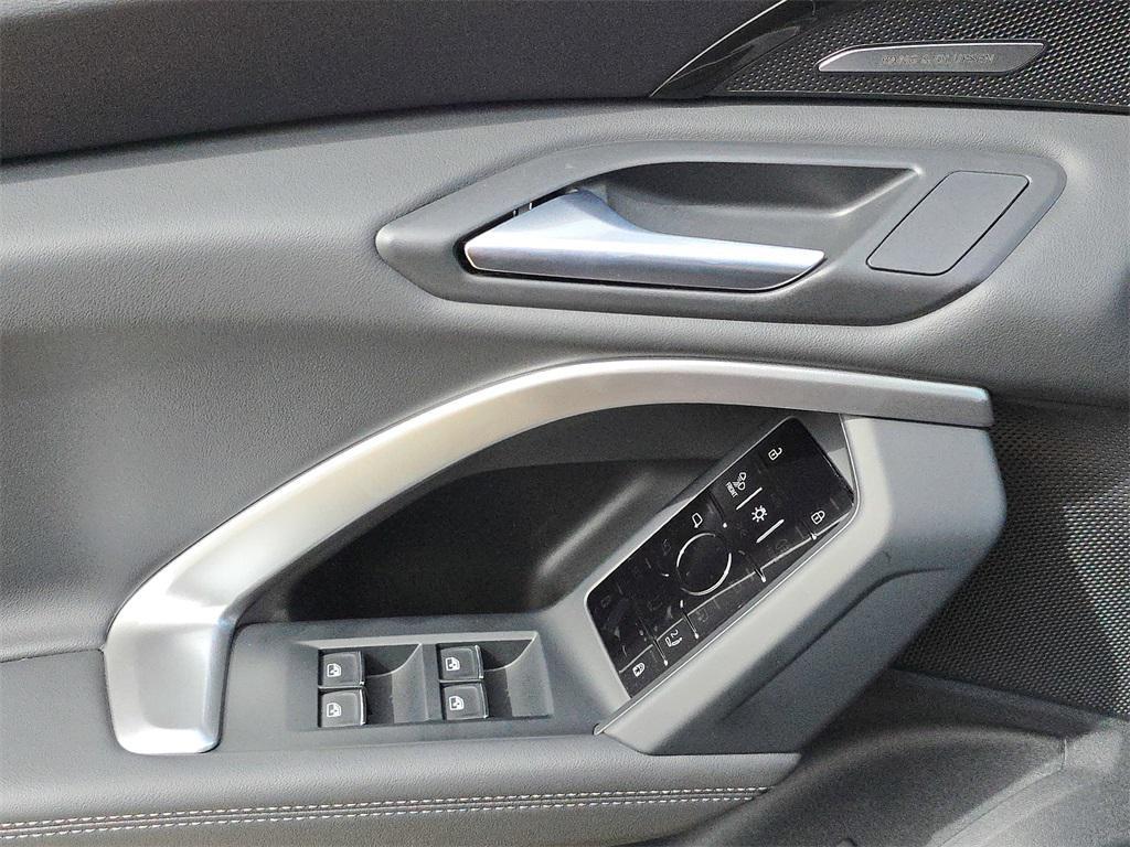 new 2025 Audi Q5 car, priced at $59,825