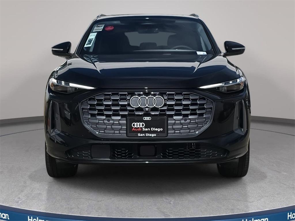 new 2025 Audi Q5 car, priced at $59,825