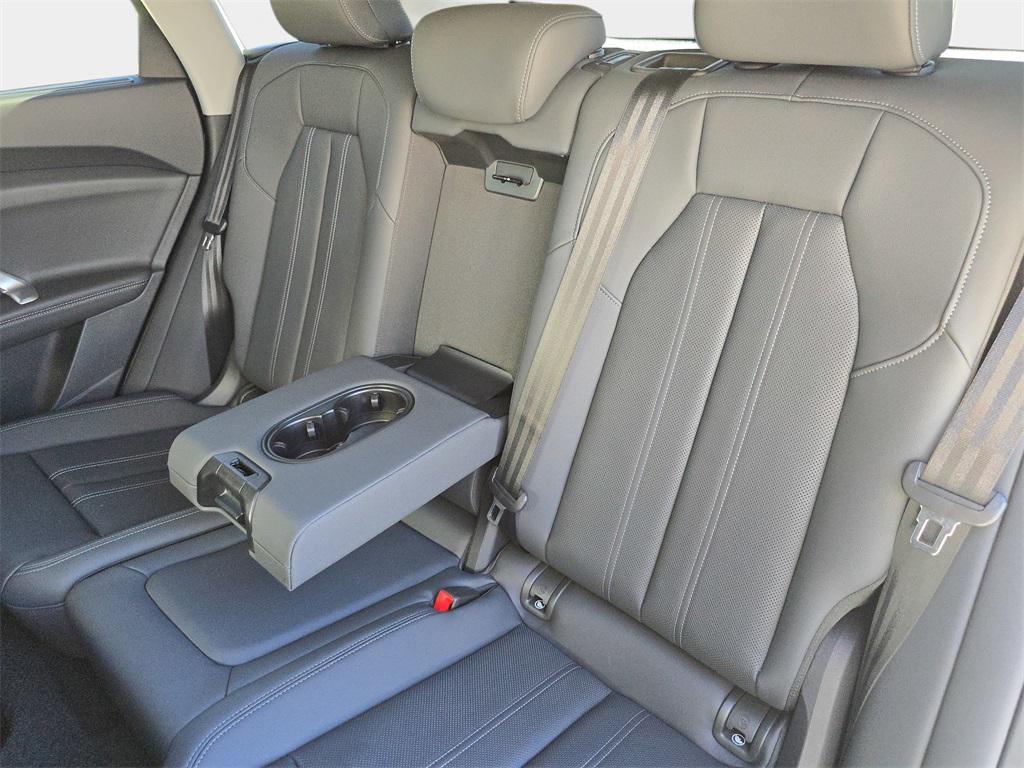 new 2025 Audi Q5 car, priced at $62,740