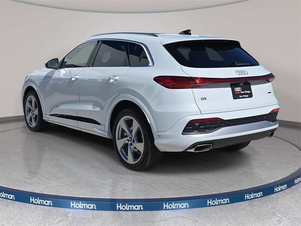 new 2025 Audi Q5 car, priced at $62,740