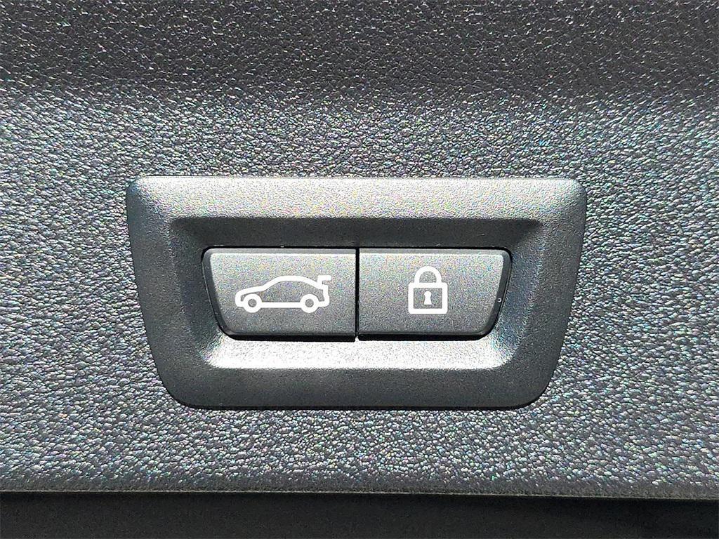 used 2021 BMW X3 car, priced at $37,200