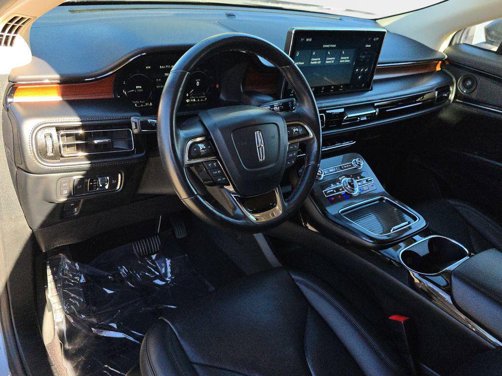 used 2021 Lincoln Nautilus car, priced at $29,999