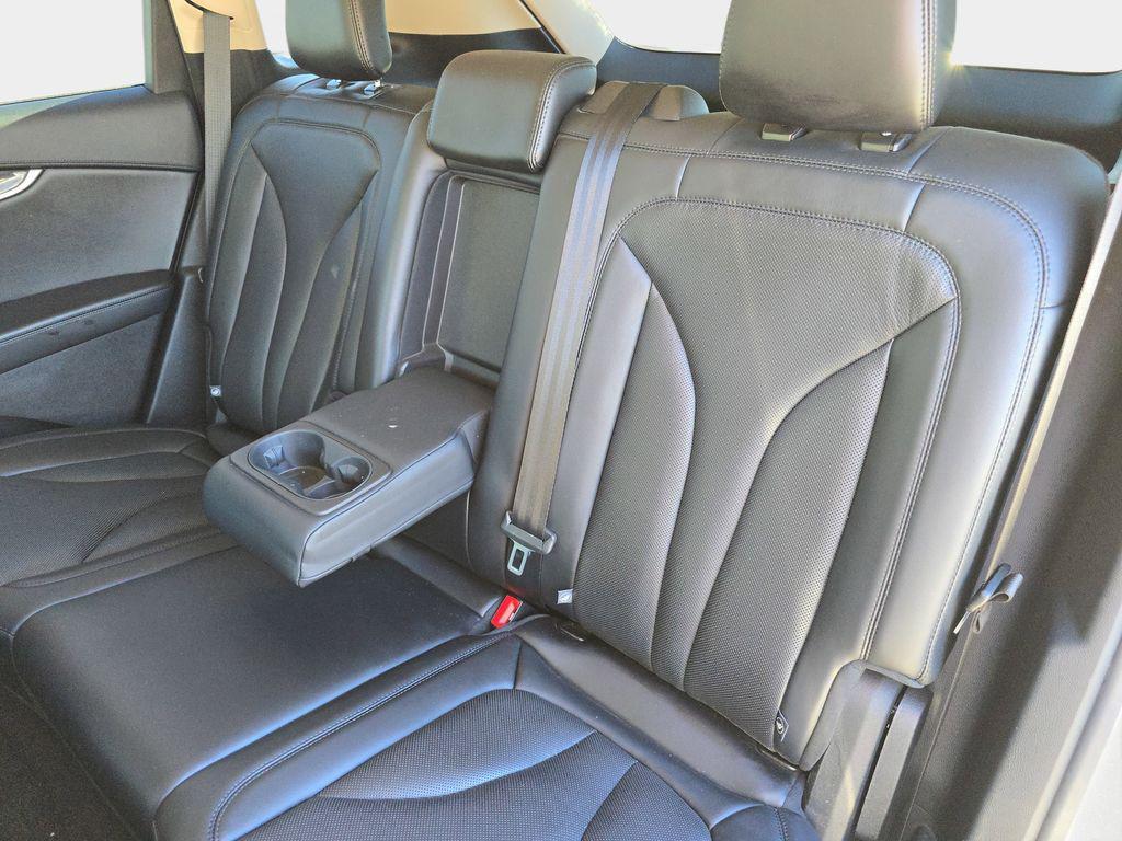 used 2021 Lincoln Nautilus car, priced at $29,999