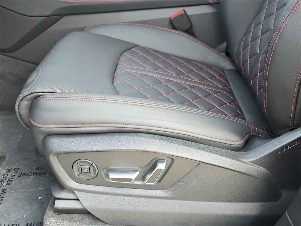 new 2026 Audi Q7 car, priced at $86,035