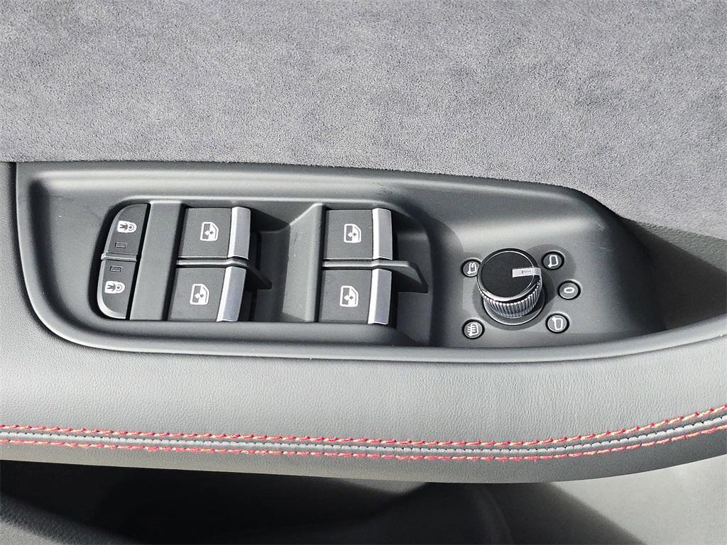 new 2026 Audi Q7 car, priced at $86,035