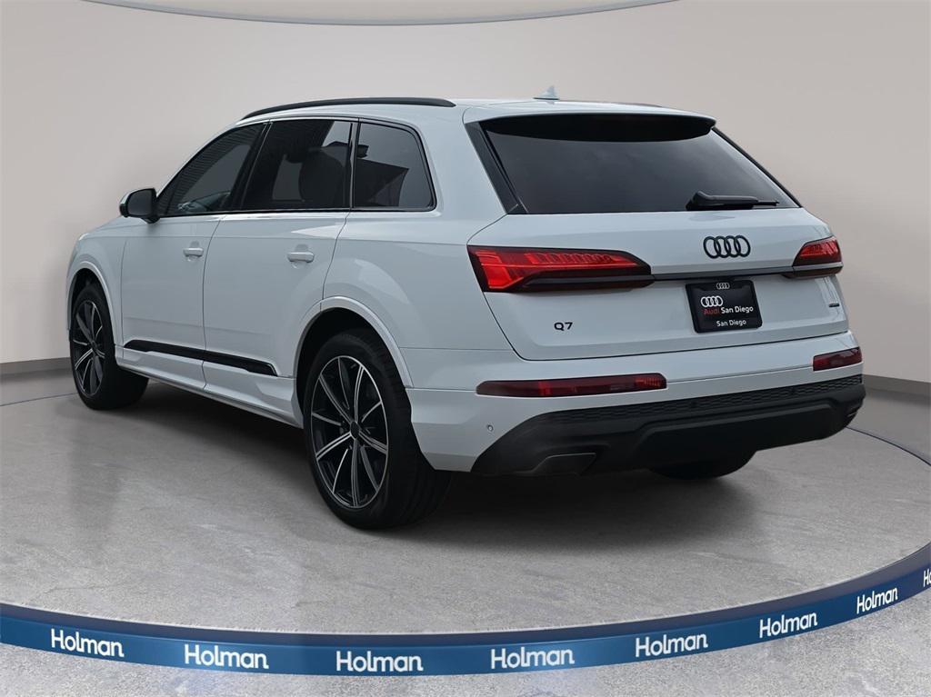 new 2026 Audi Q7 car, priced at $70,875