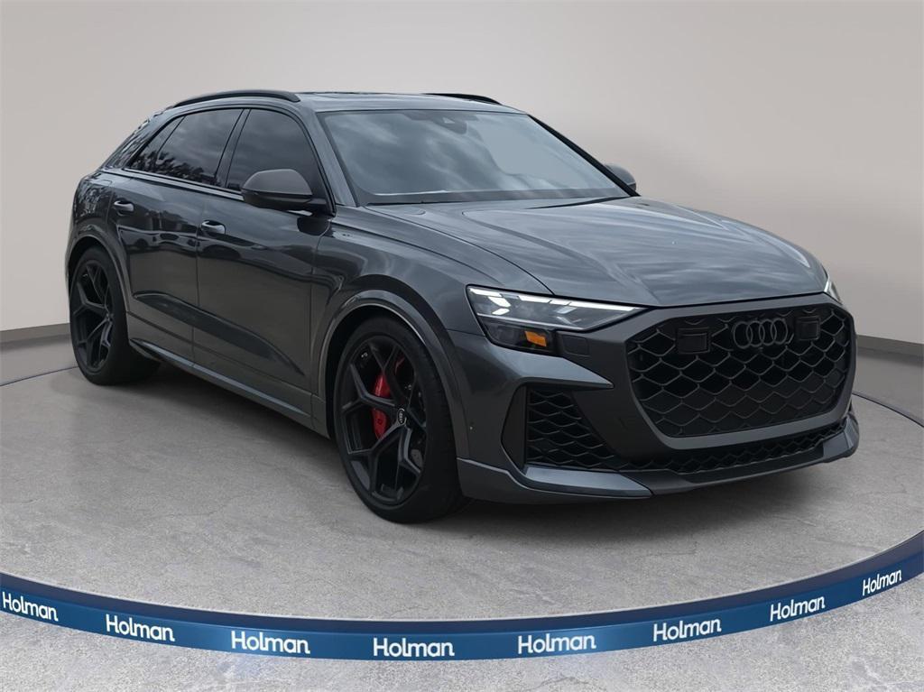 new 2025 Audi RS Q8 car, priced at $155,290