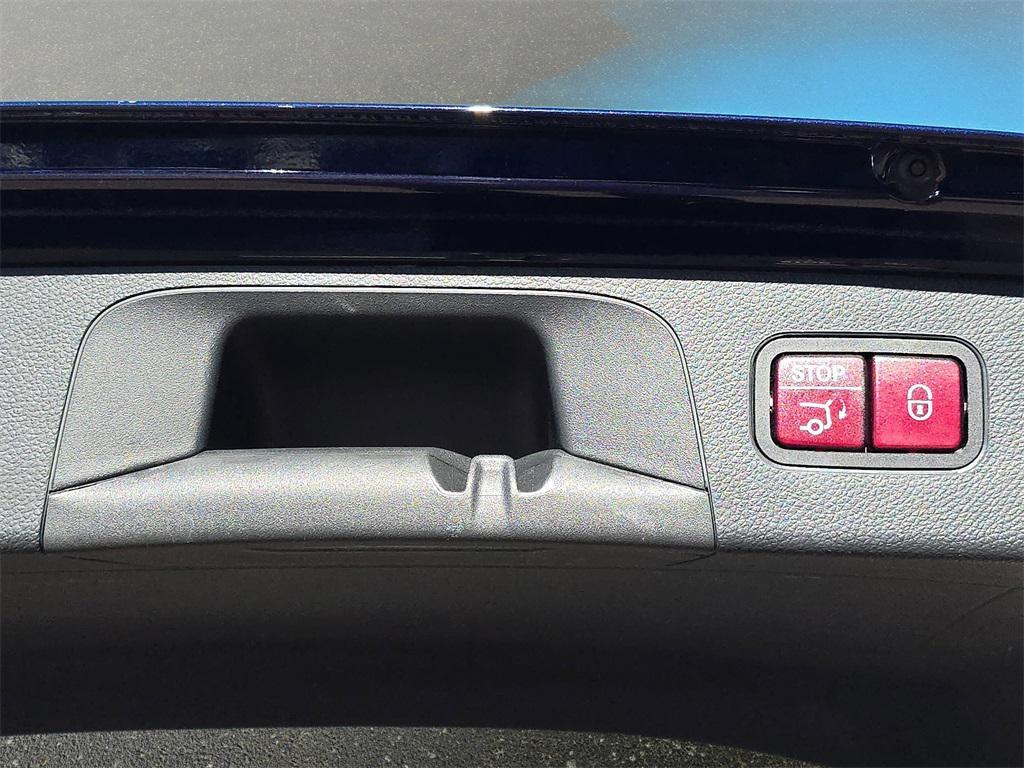 used 2019 Mercedes-Benz GLC 300 car, priced at $19,995