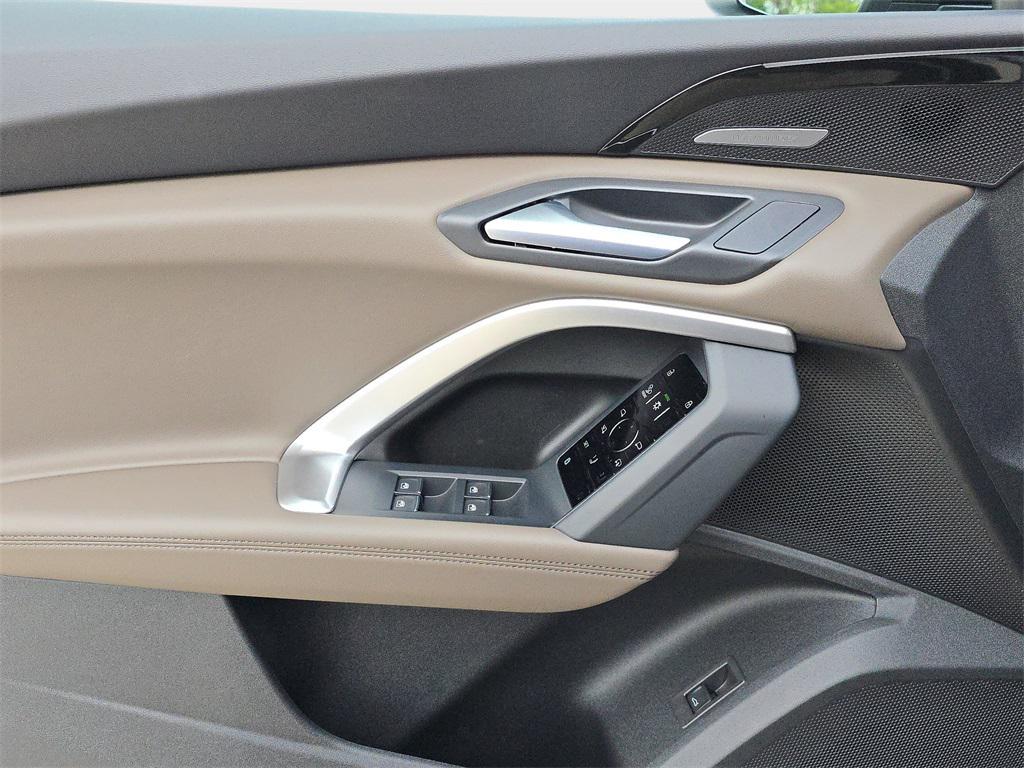 new 2025 Audi Q5 car, priced at $61,240