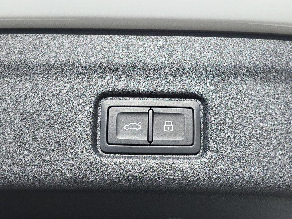 new 2025 Audi Q6 e-tron car, priced at $74,000