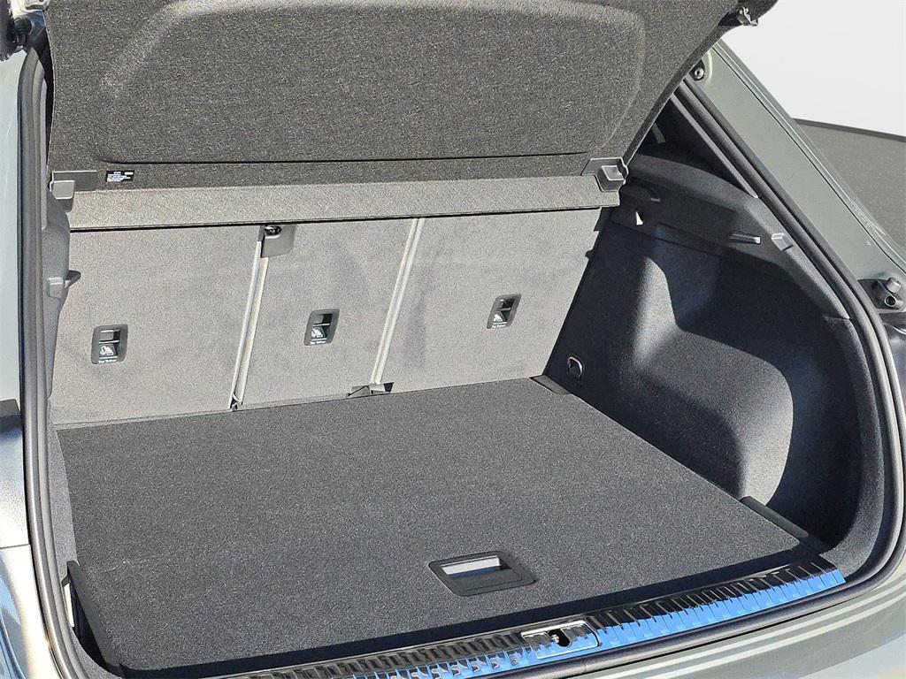 new 2025 Audi Q3 car, priced at $45,975