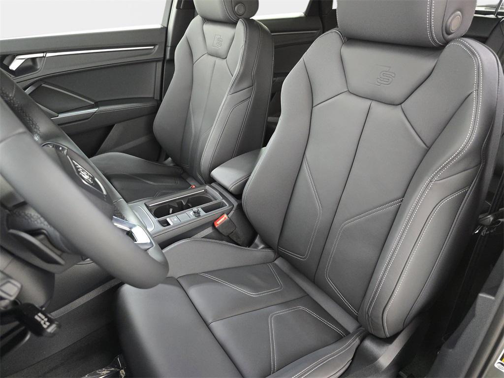 new 2025 Audi Q3 car, priced at $45,975
