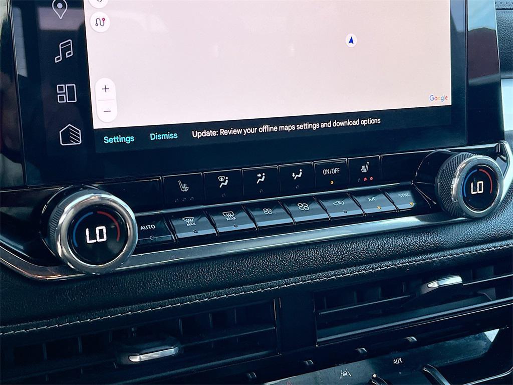 used 2024 Chevrolet Colorado car, priced at $30,800