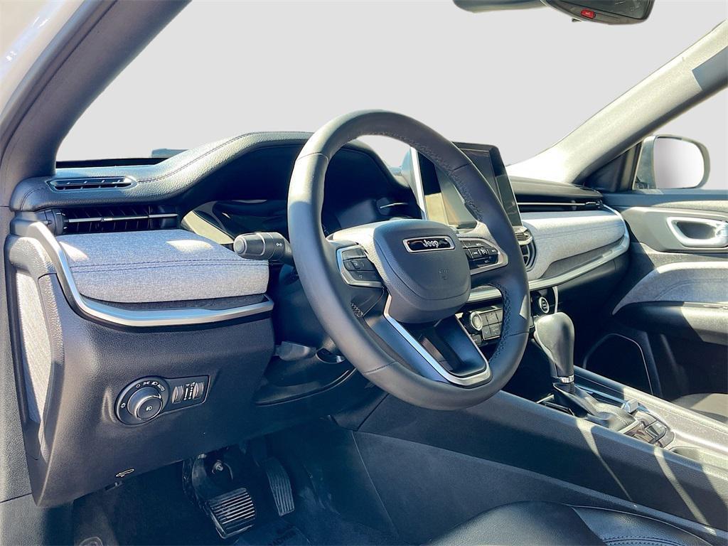 used 2025 Jeep Compass car, priced at $20,000