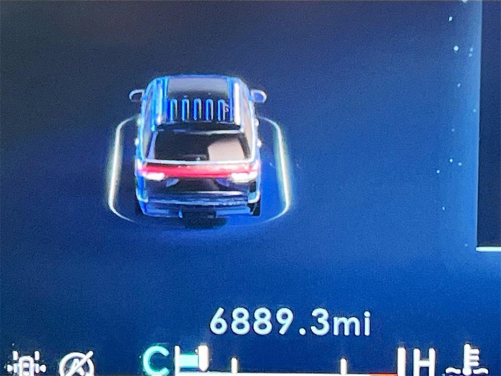 used 2024 Lincoln Navigator car, priced at $62,000