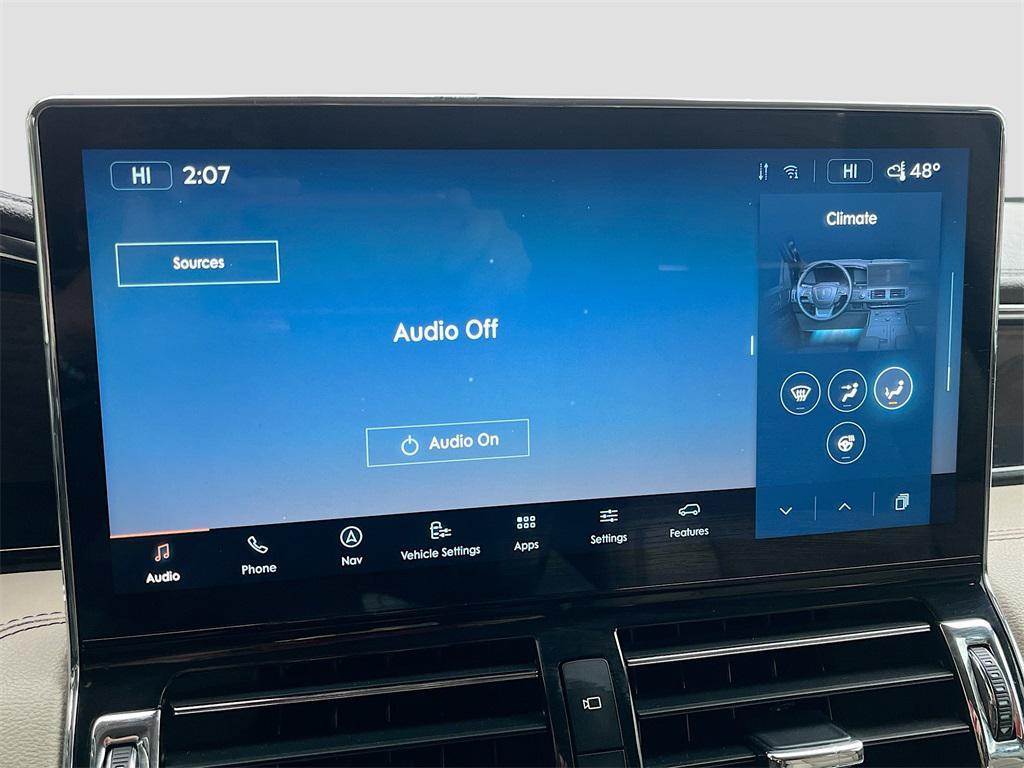 used 2024 Lincoln Navigator car, priced at $62,000