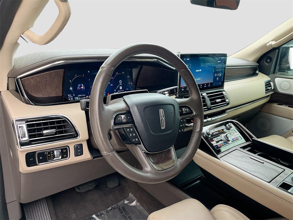 used 2024 Lincoln Navigator car, priced at $62,000