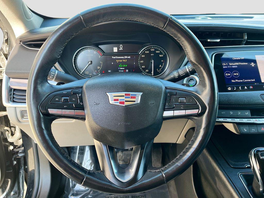used 2023 Cadillac XT4 car, priced at $18,800