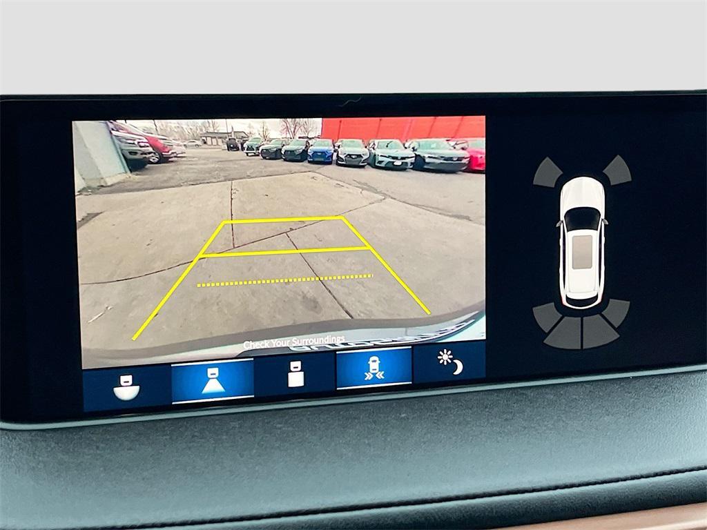 used 2024 Acura MDX car, priced at $36,600