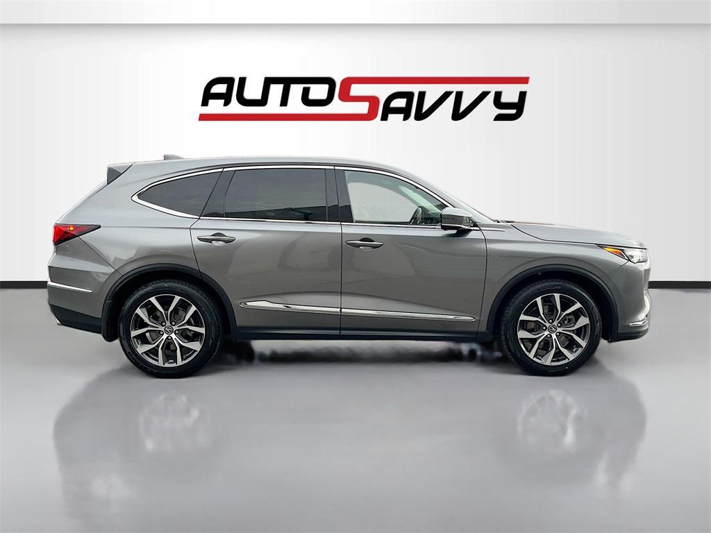used 2024 Acura MDX car, priced at $36,600