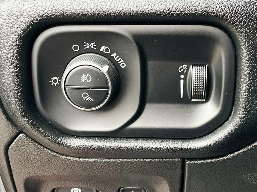 used 2022 Ram 1500 car, priced at $33,700