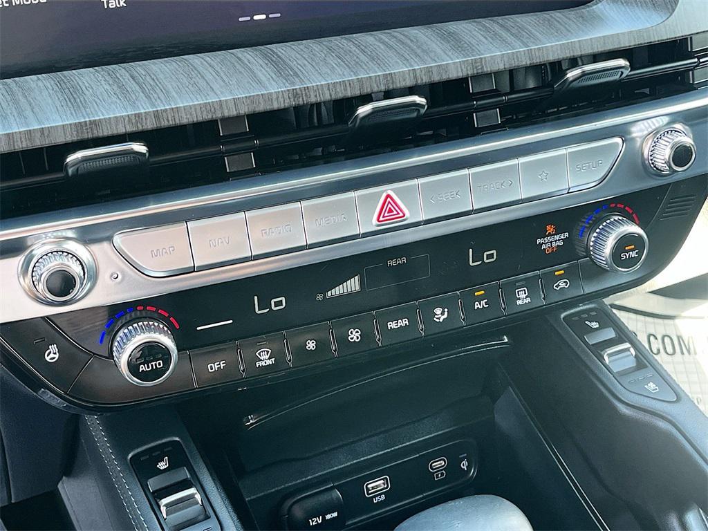 used 2024 Kia Telluride car, priced at $35,900