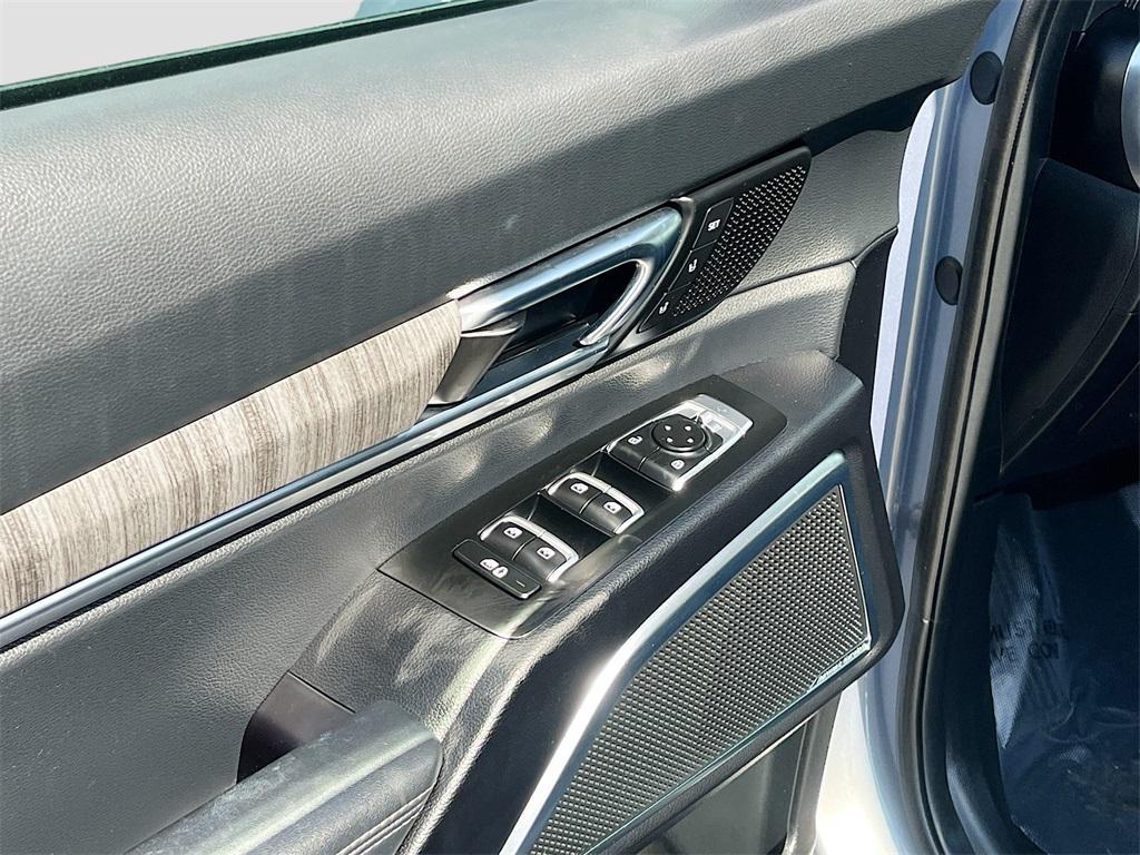 used 2024 Kia Telluride car, priced at $35,900