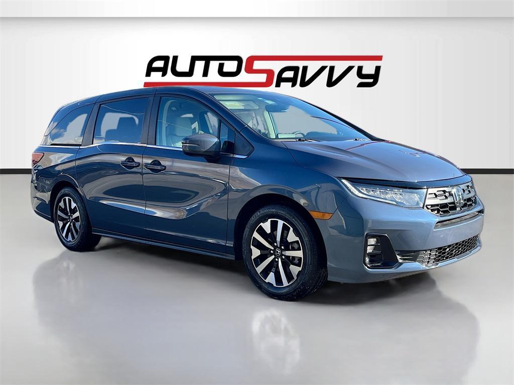 used 2025 Honda Odyssey car, priced at $33,500