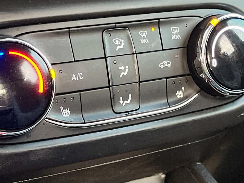 used 2023 Chevrolet TrailBlazer car, priced at $18,100