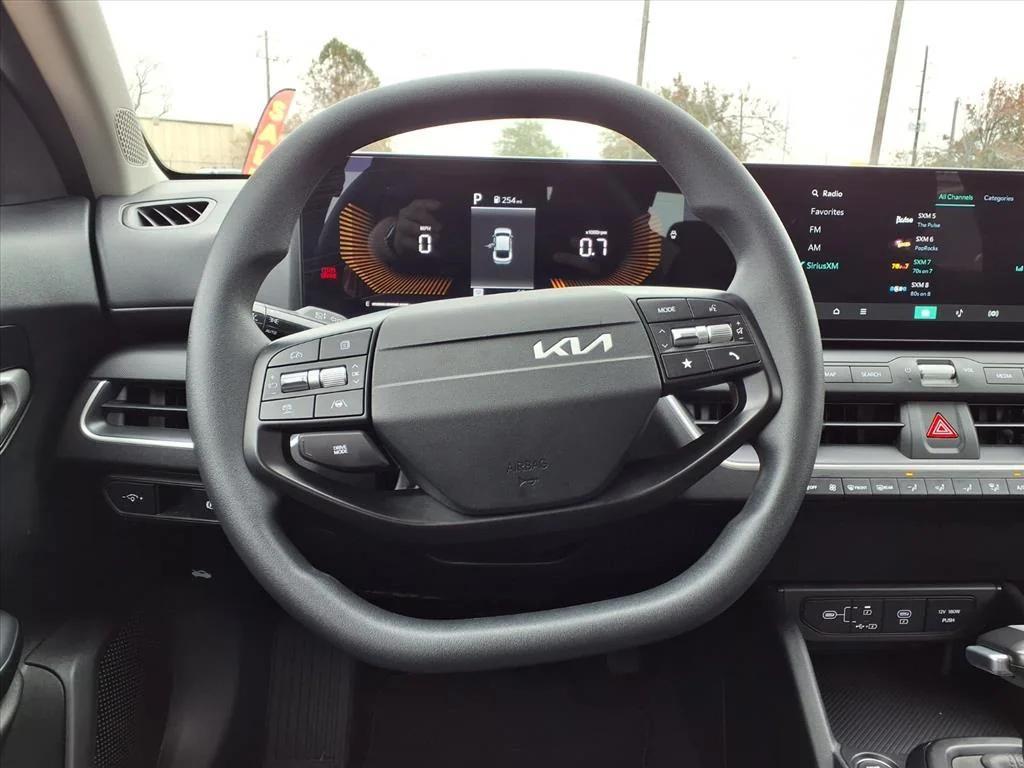 new 2025 Kia K4 car, priced at $24,315